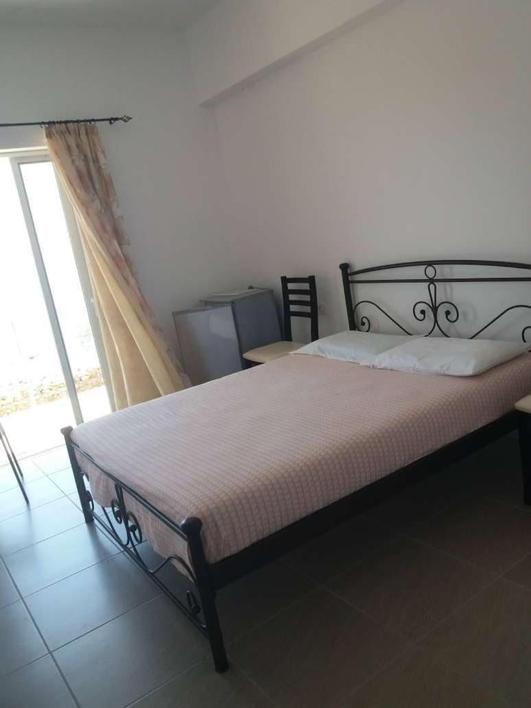 Paradise View Himare Room photo