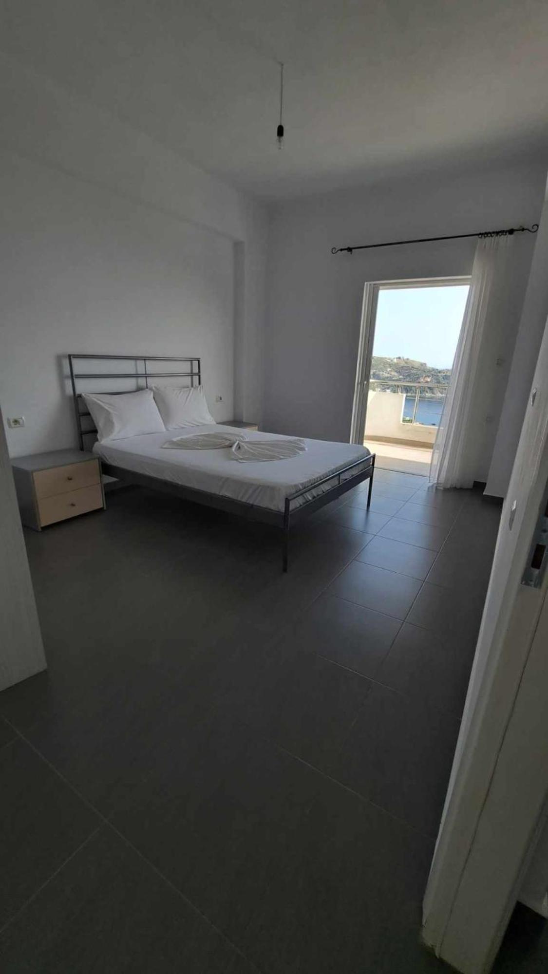 Paradise View Himare Room photo