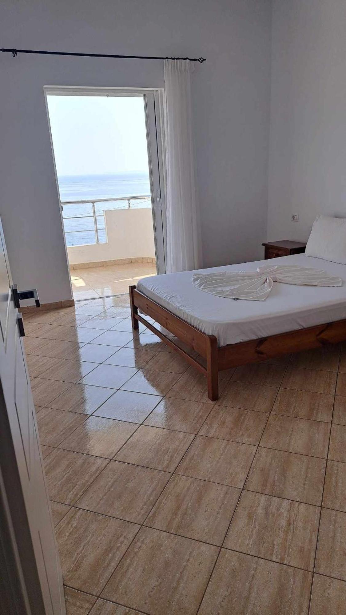 Paradise View Himare Room photo